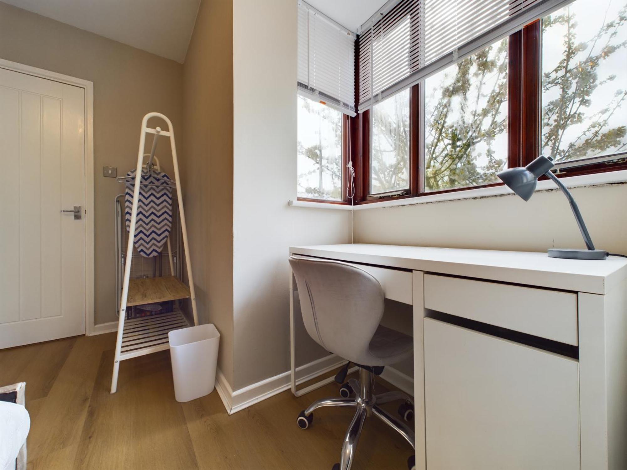 Cosy Modern Apartment Colchester